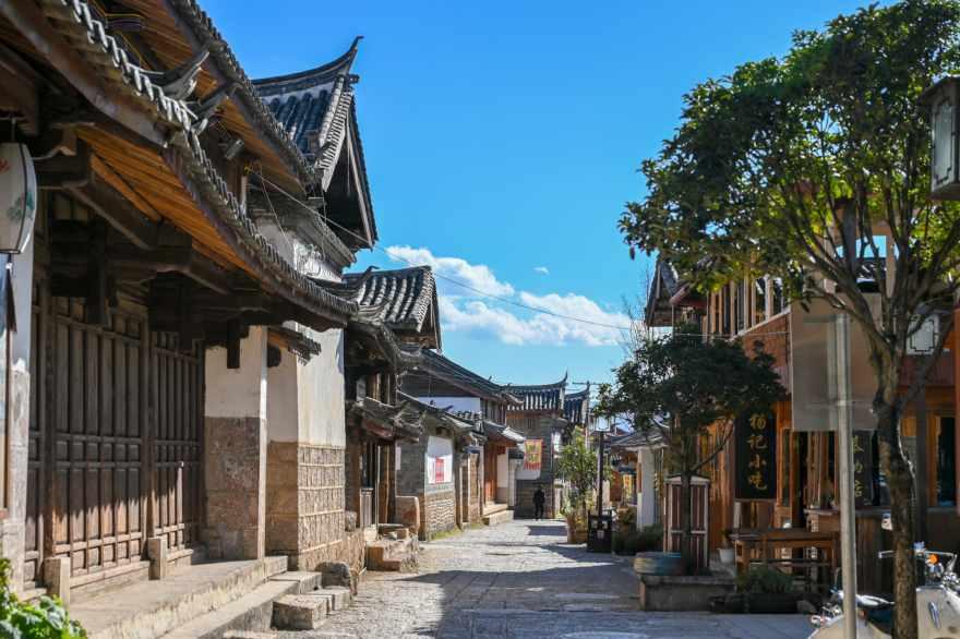 “眼见他起高楼,眼见他宴宾客,眼见他楼塌了”